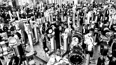 量子計算原型機“九章三號”實驗裝置示意圖（部分）。圖片由中國科學技術(shù)大學提供