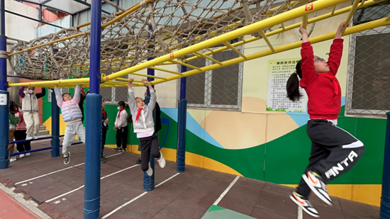 孩子從。校方供圖